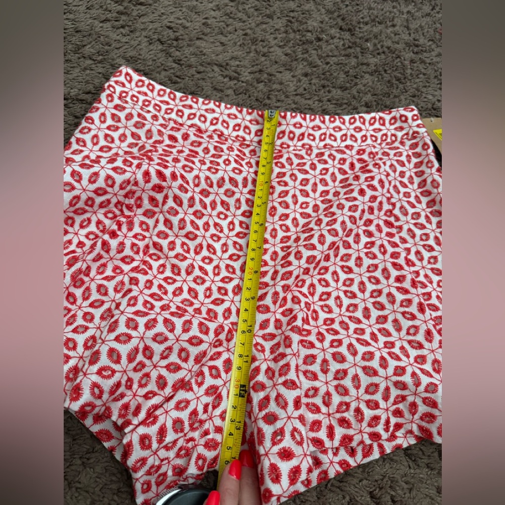 NEW Cremieux Red & White Shayla Eyelet High Rise Skirted Shorts Size 8 NEW $89 - Picture 8 of 9